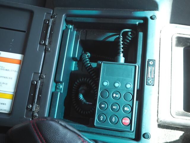 三菱ふそうスーパーグレートアルミブロック大型（10t）[写真38]