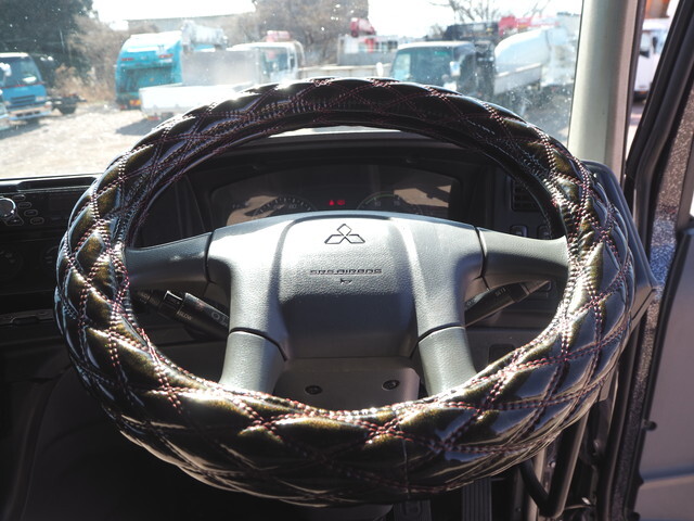 三菱ふそうスーパーグレートアルミブロック大型（10t）[写真40]