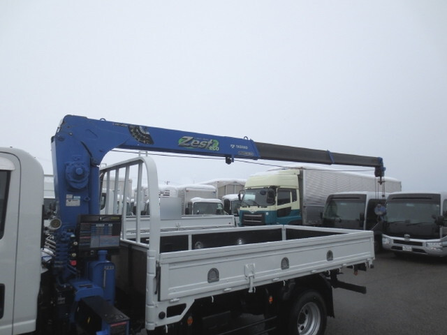 いすゞエルフクレーン3段小型（2t・3t）[写真10]