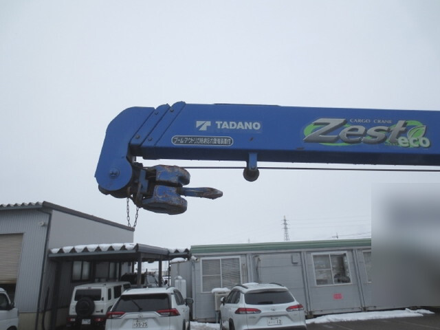 いすゞエルフクレーン3段小型（2t・3t）[写真11]