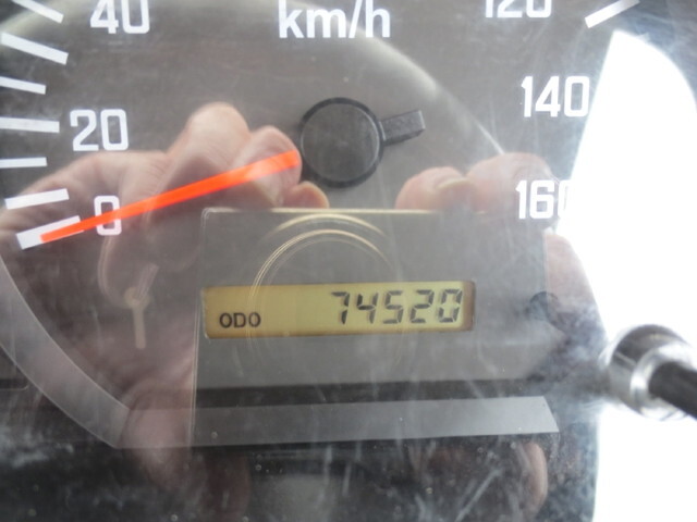 いすゞエルフクレーン3段小型（2t・3t）[写真15]