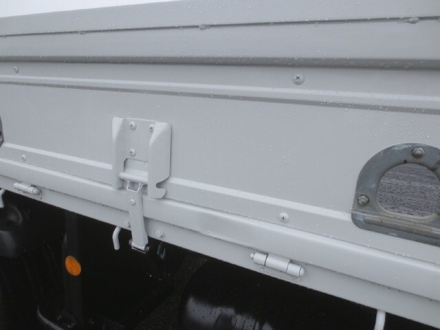 いすゞエルフクレーン3段小型（2t・3t）[写真19]