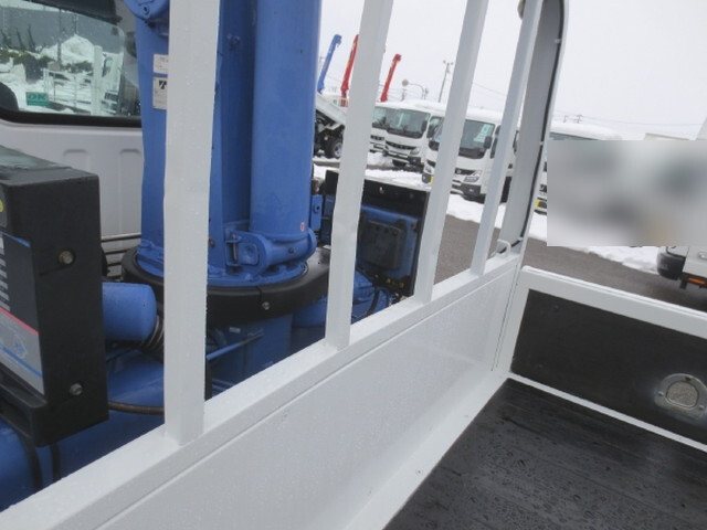 いすゞエルフクレーン3段小型（2t・3t）[写真24]