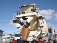 日野レンジャーミキサー車（コンクリートミキサー）増トン（6t・8t）[写真11]