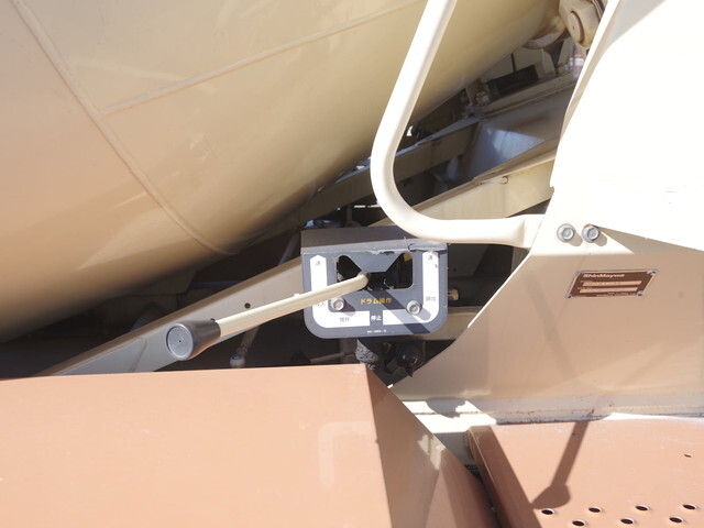 日野レンジャーミキサー車（コンクリートミキサー）増トン（6t・8t）[写真12]