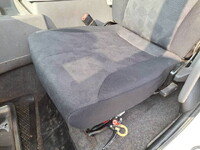 UDトラックスクオンアルミブロック大型（10t）[写真23]