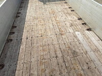 UDトラックスクオンアルミブロック大型（10t）[写真29]