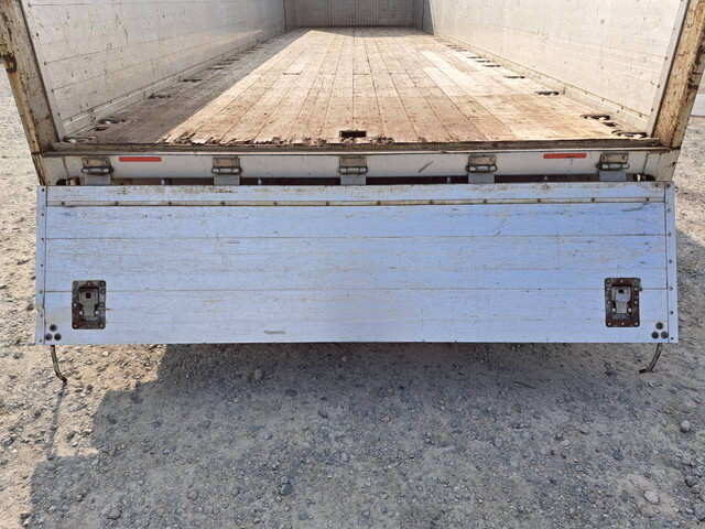 UDトラックスクオンアルミブロック大型（10t）[写真32]