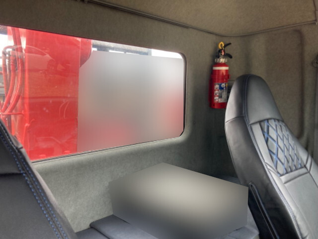 三菱ふそうファイターセルフクレーン4段増トン（6t・8t）[写真33]