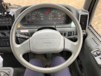 三菱ふそうファイターセルフクレーン4段増トン（6t・8t）[写真36]