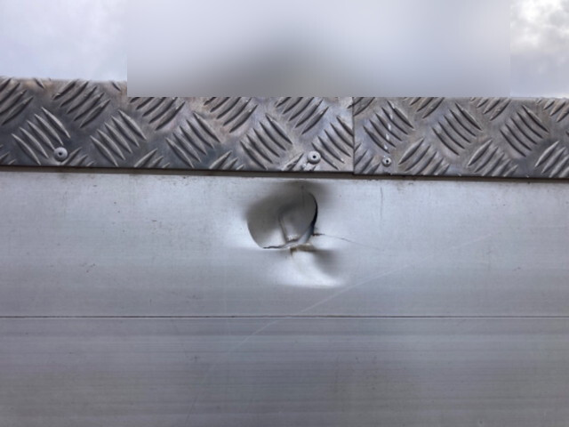 三菱ふそうファイターセルフクレーン4段増トン（6t・8t）[写真05]