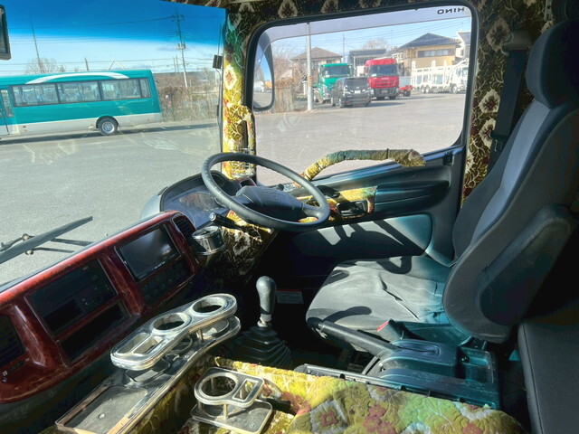 日野レンジャーアルミバン中型（4t）[写真33]