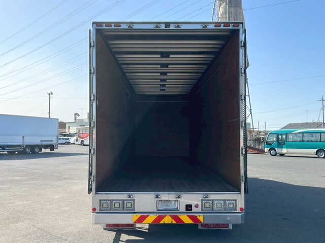 日野レンジャーアルミバン中型（4t）[写真09]