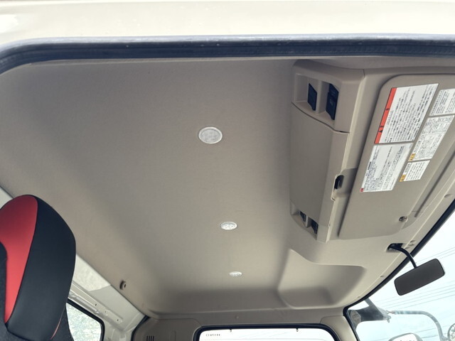 日野レンジャークレーン3段中型（4t）[写真12]