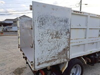 いすゞエルフ深ダンプ（土砂禁ダンプ）小型（2t・3t）[写真26]