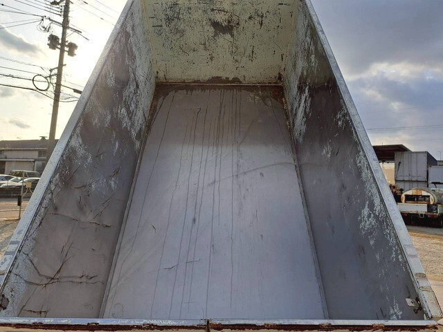 いすゞエルフ深ダンプ（土砂禁ダンプ）小型（2t・3t）[写真26]