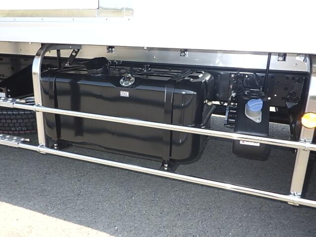 三菱ふそうファイター冷凍車（冷蔵車）中型（4t）[写真17]