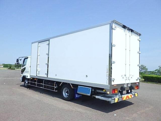 三菱ふそうファイター冷凍車（冷蔵車）中型（4t）[写真02]