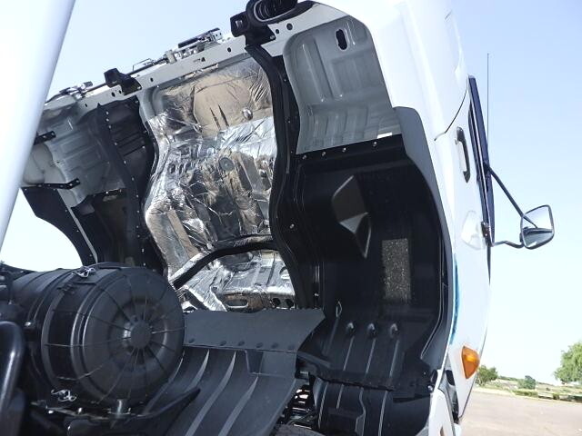 三菱ふそうファイター冷凍車（冷蔵車）中型（4t）[写真30]