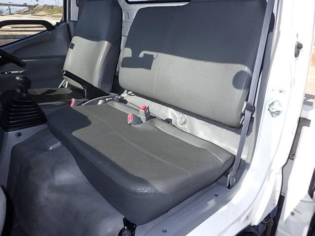 トヨタダイナ平ボディ小型（2t・3t）[写真24]