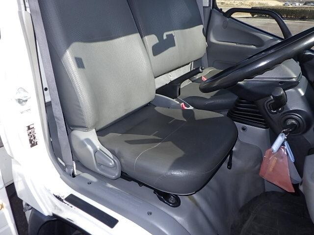 トヨタダイナ平ボディ小型（2t・3t）[写真26]