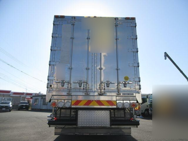 いすゞギガチップ運搬車大型（10t）[写真08]