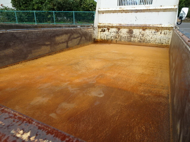 いすゞエルフダンプ小型（2t・3t）[写真11]