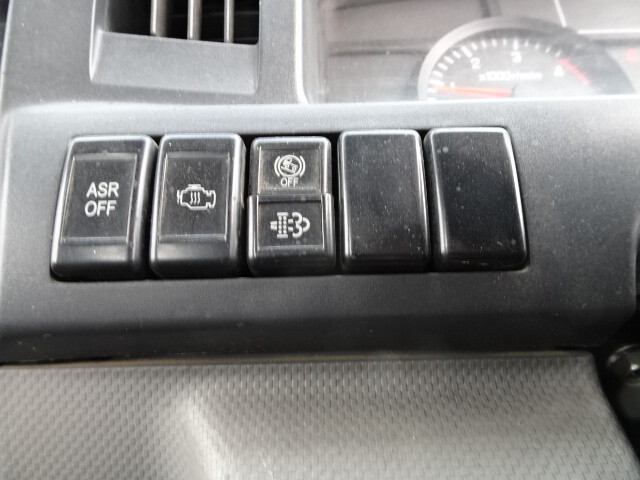 いすゞエルフダンプ小型（2t・3t）[写真20]