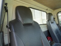 いすゞエルフアルミブロック小型（2t・3t）[写真28]