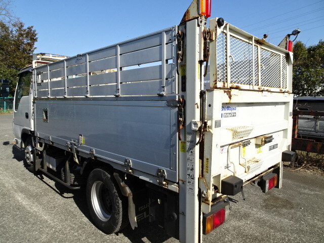 いすゞエルフアルミブロック小型（2t・3t）[写真04]