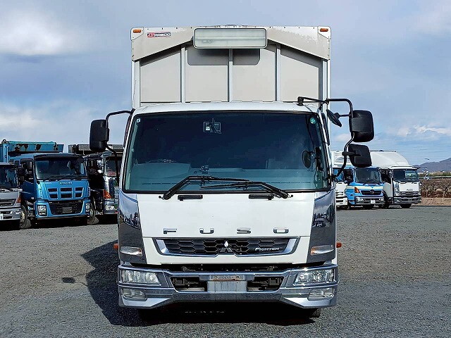 三菱ふそうファイターアルミウイング中型（4t）[写真10]