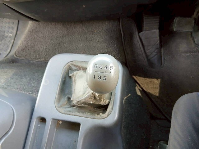 三菱ふそうファイターアルミウイング中型（4t）[写真25]