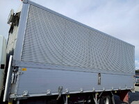 三菱ふそうファイターアルミウイング中型（4t）[写真06]