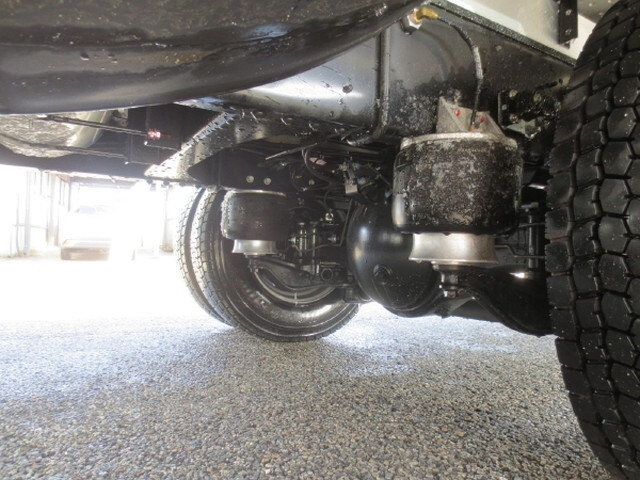 日野レンジャー冷凍車（冷蔵車）中型（4t）[写真16]