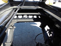 いすゞエルフコンテナ専用車小型（2t・3t）[写真16]