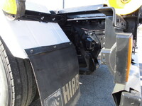 いすゞエルフコンテナ専用車小型（2t・3t）[写真18]