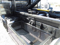 いすゞエルフコンテナ専用車小型（2t・3t）[写真20]