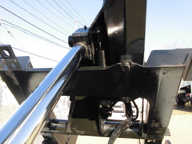 いすゞエルフコンテナ専用車小型（2t・3t）[写真21]