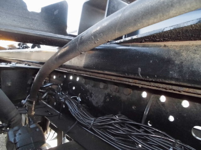 いすゞエルフコンテナ専用車小型（2t・3t）[写真24]