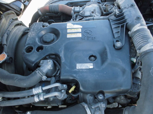 いすゞエルフコンテナ専用車小型（2t・3t）[写真25]