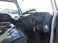 いすゞエルフコンテナ専用車小型（2t・3t）[写真34]