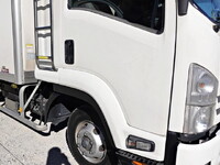 いすゞフォワード冷凍車（冷蔵車）中型（4t）[写真06]