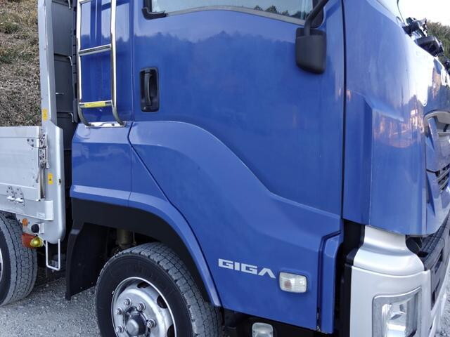 いすゞギガアルミブロック大型（10t）[写真05]