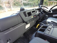いすゞフォワードコンテナ専用車中型（4t）[写真23]