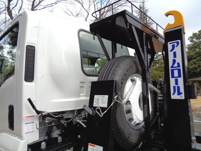 いすゞフォワードコンテナ専用車中型（4t）[写真30]