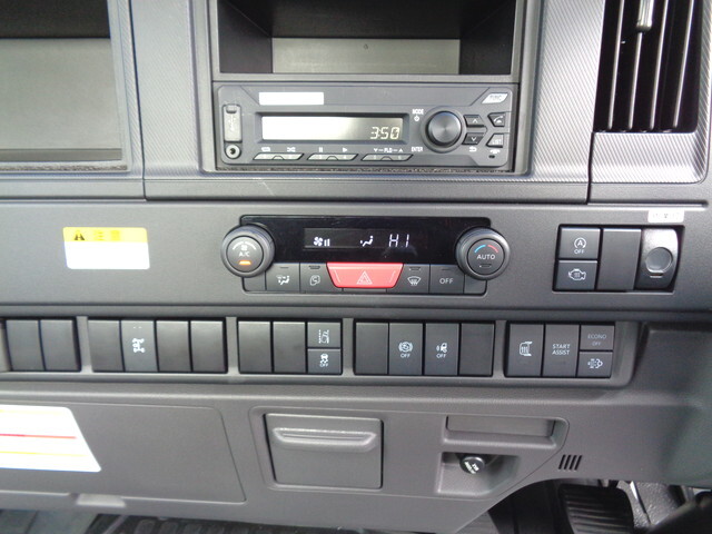 いすゞフォワードコンテナ専用車中型（4t）[写真33]