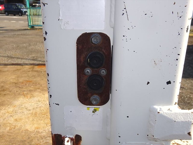 いすゞエルフダブルキャブ（Wキャブ）小型（2t・3t）[写真16]