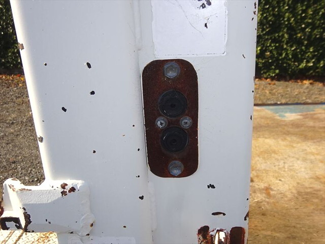 いすゞエルフダブルキャブ（Wキャブ）小型（2t・3t）[写真17]