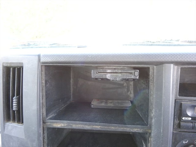 いすゞエルフダブルキャブ（Wキャブ）小型（2t・3t）[写真25]