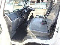 いすゞエルフダブルキャブ（Wキャブ）小型（2t・3t）[写真28]